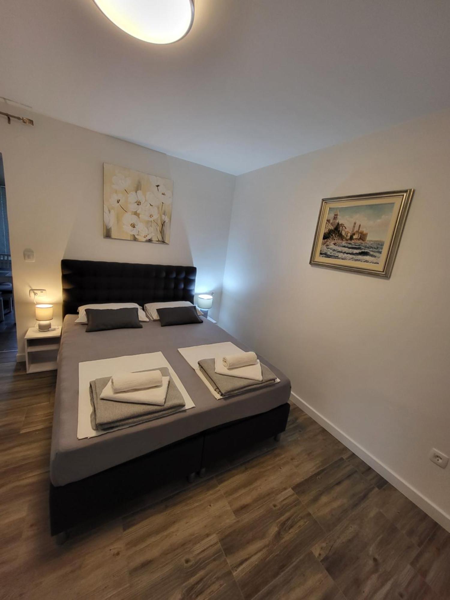 Apartmani I Sobe Mara Palit Экстерьер фото