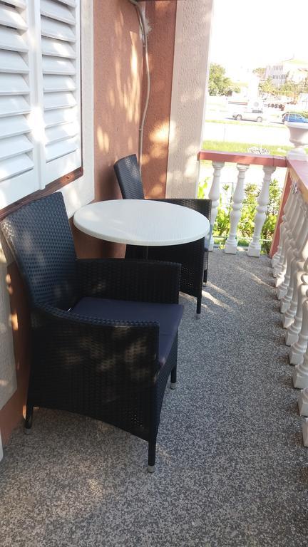 Apartmani I Sobe Mara Palit Экстерьер фото