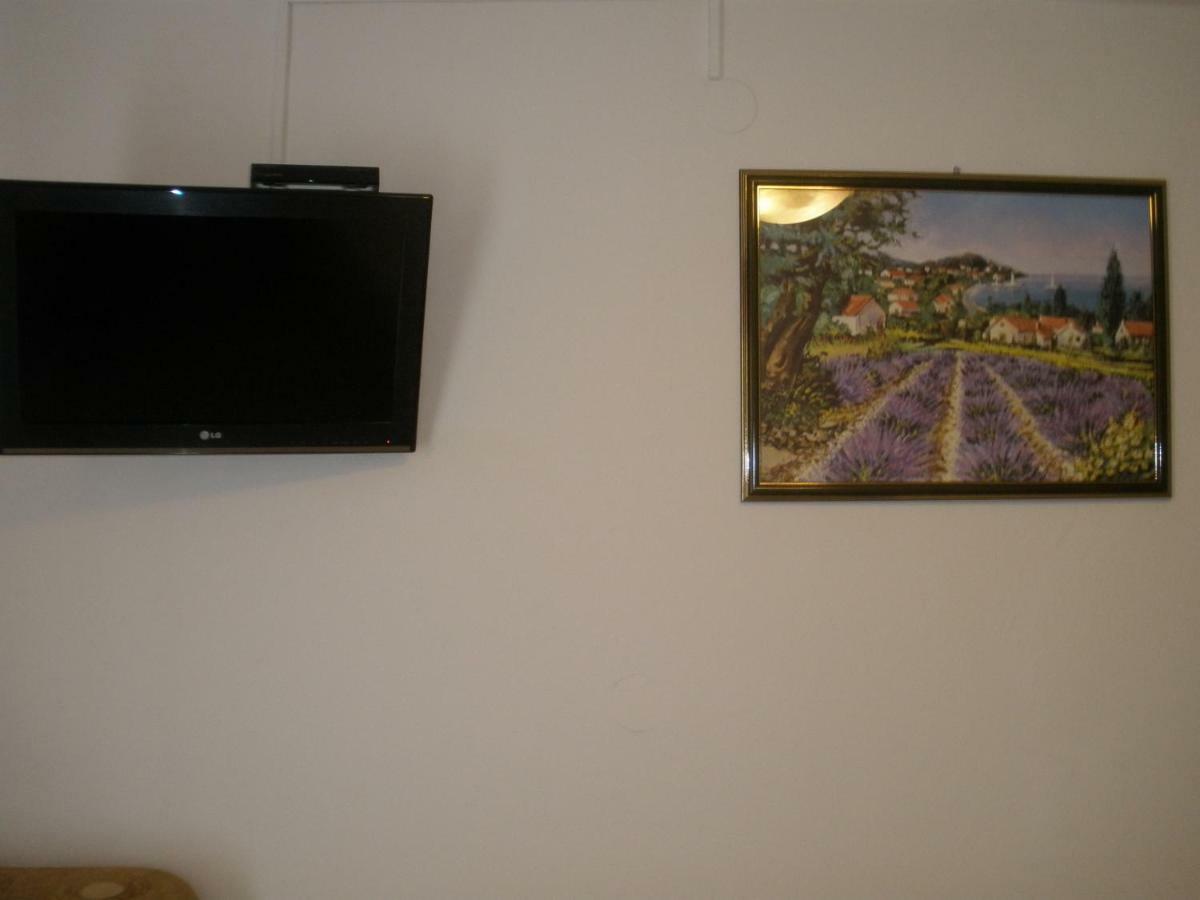 Apartmani I Sobe Mara Palit Экстерьер фото